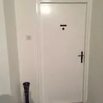 شقة Stipe *